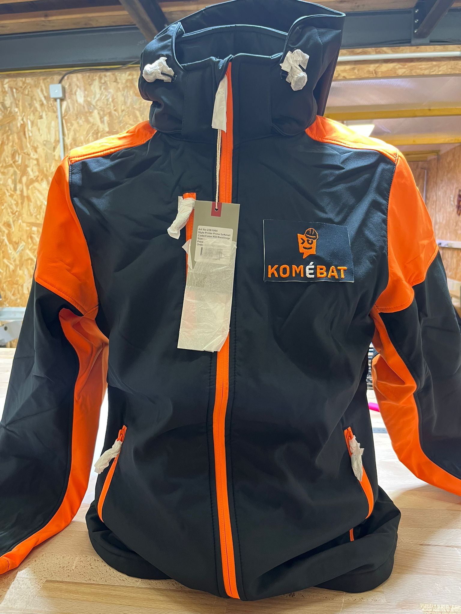prototype broderie de veste Komébat par Komérès dans le val d'oise